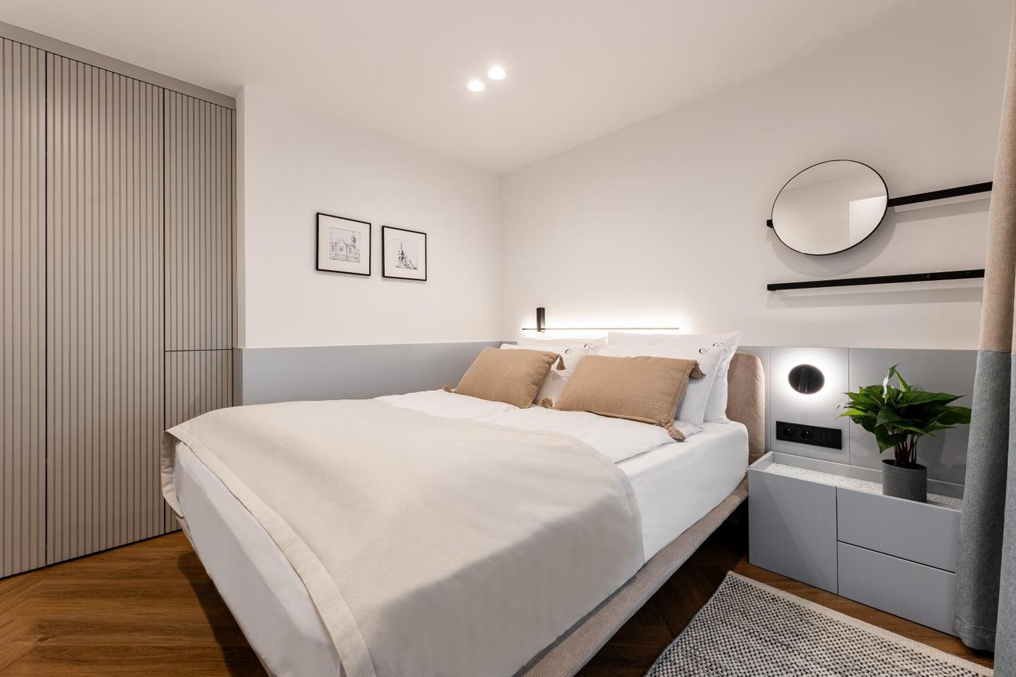 Catalog Boutique Rooms Bratislava Esterno foto